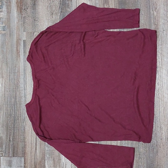 U2B burgundy top - Picture 4 of 4